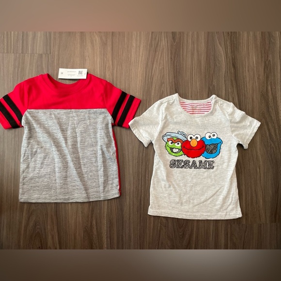 Sesame Street Gray and Red Short Sleeve Tees size 18 months - Picture 3 of 7